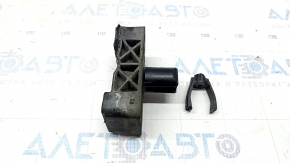 Mercedes C-class W205 15-21 jack with bracket, dented