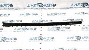 Windshield molding left BMW X7 G07 19-