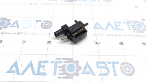 Intake solenoid valve VW Passat 20-22 2.0T USED