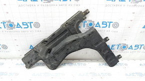 Right trunk bottom protection VW Passat 20-22 tears, dented fastening