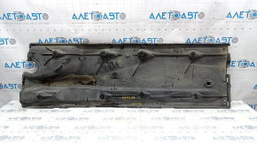 Right underbody protection VW Passat 20-22 dented