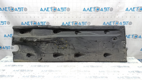 Right underbody protection VW Passat 20-22 dented