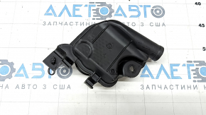 BMW X7 G07 19 washer reservoir neck - without cap