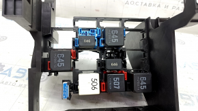 Relay block under the dashboard VW Passat 20-22 with housing