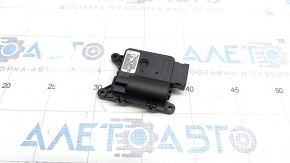 Actuator motor heater drive driver upper VW Passat 20-22