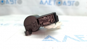 Actuator motor heater drive passenger VW Passat 20-22