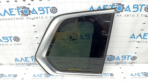 Window blind glass rear right BMW X7 G07 19- matte chrome, tinted