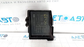Kia Optima 14-15 underhood fuse box cover scratches