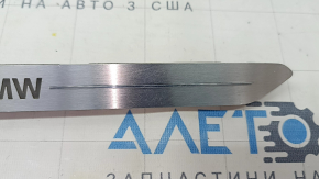 Rear right door sill insert BMW X7 G07 19- chrome with backlight, broken fastening, worn