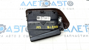 Left B-pillar air duct deflector BMW X7 G07 19-22 Mokka, broken fasteners