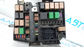 Hyundai Azera 12-17 3.3 hood fuse box missing wiring, broken mount