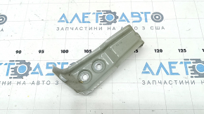 Upper center right wing bracket BMW X7 G07 19-