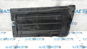 Front central underbody protection BMW X7 G07 19 - cracks in the fastening