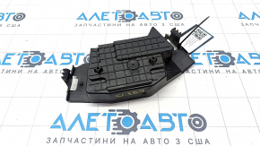 Bracket cooling fan relay BMW X7 G07 19-22 N63