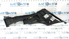 Arch trim rear right lower front BMW X7 G07 19-22 Mokka, broken fastening, cracks