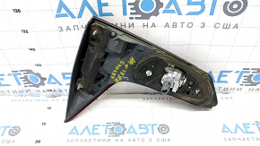 Lamp inside trunk lid right Honda HR-V 16-22 crack in glass