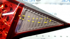 Lamp inside trunk lid right Honda HR-V 16-22 crack in glass
