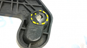Rear bumper mount on the right wing Audi A4 B9 17 - broken mounts