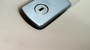 Glove box, glove compartment BMW X7 G07 19-22 Canberra-beige, tear, corrosion, needs cleaning, broken mount