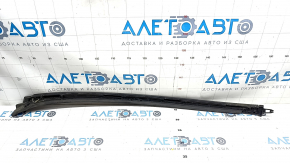 Left windshield molding Mercedes W167 GLE 350 450 20-23 scratches, seal tear