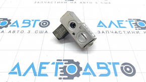 Air conditioner heater valve 3 row BMW X7 G07 19-