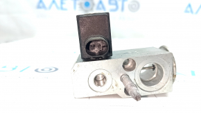 Air conditioner heater valve 3 row BMW X7 G07 19-