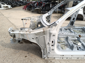 Front left quarter BMW X7 G07 19- on the body, white