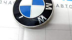 Emblem badge BMW tailgate BMW X7 G07 19- scratch