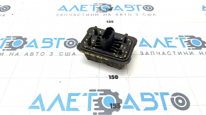 Front jack BMW X7 G07 19 - broken latches, dented
