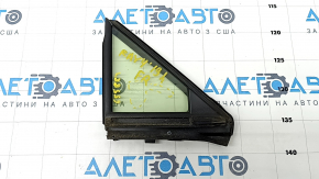 Glass door triangle front right Toyota Rav4 19- scratches