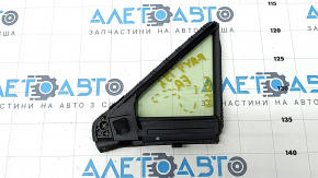 Glass door triangle front right Toyota Rav4 19- scratches