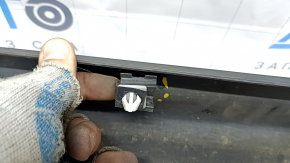 Right threshold Honda HR-V 16-18 structure, broken fastening, sand