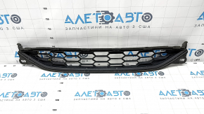 Lower grille of front bumper Honda HR-V 16-18 is broken, crack in fastening