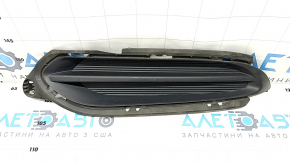 Front bumper grille left Honda HR-V 16-18 broken mount, bump, sand