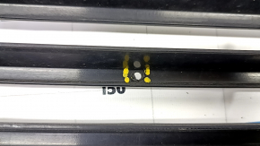 Radiator grill assembly Honda HR-V 16-18 cracks, broken grill, bumps, non-factory hole