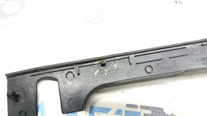 Seal wing hood-wing left Audi A4 B9 17- front, broken fasteners