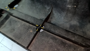 Side arch protection front right Honda HR-V 16-22 is dented, stiffening ribs are torn