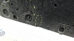 Front bumper guard Audi A4 B9 17 - crack, worn