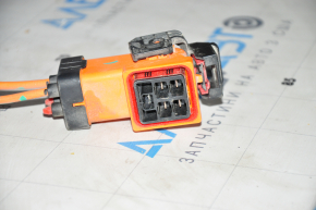 High voltage wire to the battery Tesla Model Y 20 - auxiliary