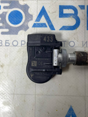 Tesla Model S 12-15 Pre-Rested Type 1 Wheel Pressure Sensor
