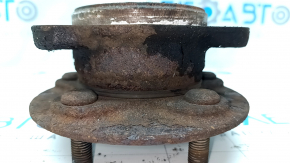 Front right hub Toyota Rav4 19- hybrid rusty