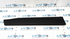 Door trim lower front left Toyota Rav4 19- structure, scratches