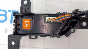 Toyota Rav4 19-hybrid automatic transmission indicator, scratches