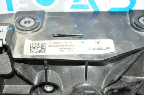 Tesla Model Y 20 Radiator Panel TV - No Fragment