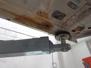 Front left quarter Ford Fusion mk5 13-20 on body, silver, rusty