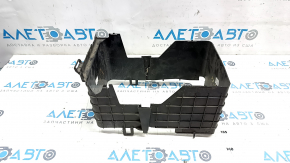 Battery housing VW Tiguan 09-17 2 parts broken fastening