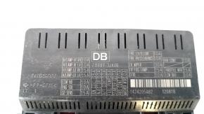 Fuse box underhood rear left Nissan Pathfinder 13-20- only block
