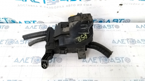 Nissan Pathfinder 13-20 underhood fuse box front left double, without cover