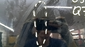 Panorama assembly Audi Q7 16 - black curtain, scratches on glass, needs cleaning