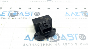 Lincoln MKC Fuel Pump Control Relay 15-